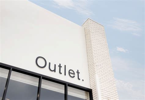 MELBOURNE OUTLET STORE — GlobeWest Outlet.